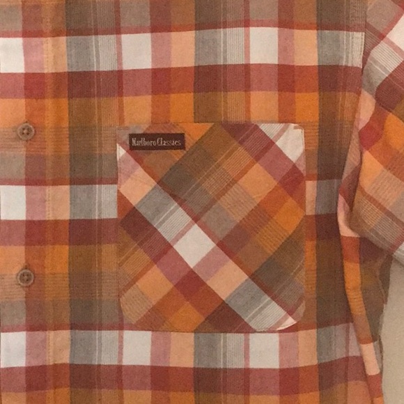 Country and Outdoors from MARLBORO CLASSICS X-Large button down men’s shirt - Picture 2 of 4